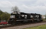 NS 713 leads train E60 back to Glenwood Yard